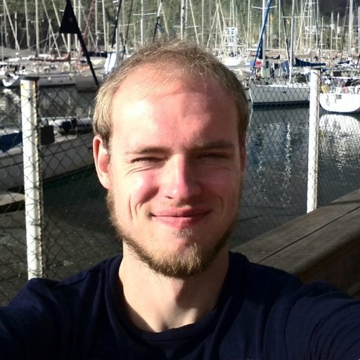 olegtroshock's profile picture. паддинг лефт, маржин райт, по жизни всё олрайт.