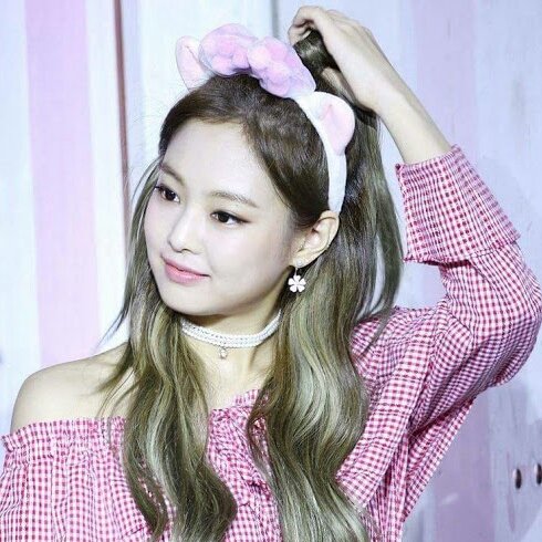 📍Updates and facts regarding Lisa, Jennie, Jisoo, Rośe, and BLACKPINK📍