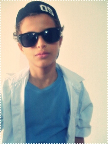 geemares's profile picture. If I could sum up my life in one line I would die of embarassment.