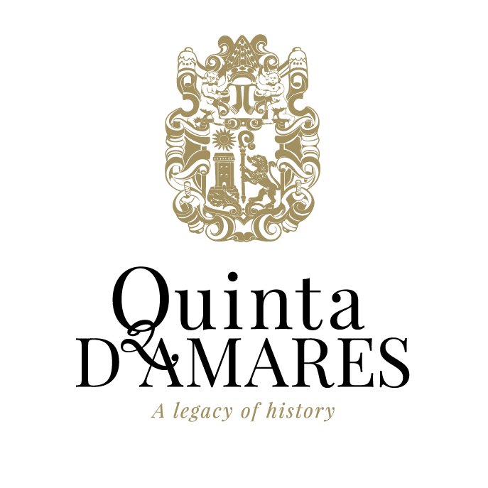 A Quinta D'Amares apresenta um legado de história, representado pelo Mosteiro de Rendufe (séc. XI) e o Aqueduto (séc. XVII).