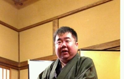 浜崎あゆみ、長瀬智也、DAIGOと同い年です。好きなアーティストは平和勝次とダークホースです。道楽で落語してます。酒飲みです。最近にわかオリックス・バファローズファンになりました。