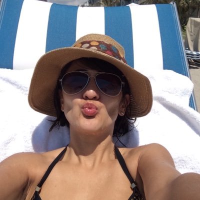 CarlaRdrgz's profile picture. 