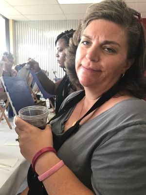 sandiaych's profile picture. 