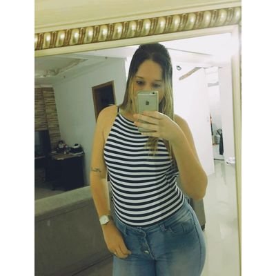 karolcabralm's profile picture. •022/RJ 
•♎
•mamãe da Mirella ❤