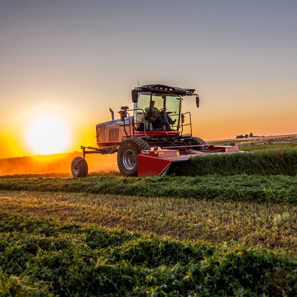 From the Bruce...Husband to a beautiful wife, father of 2 boys, sales professional @SonsCaouette, in St Paul, AB at a family owned and operated AGCO dealership.