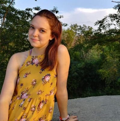 _toni_rose's profile picture. What are people putting in their Twitter bios these days?