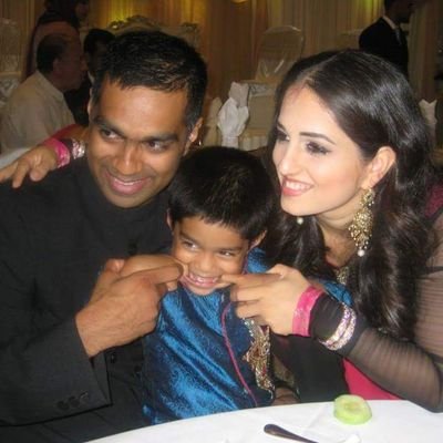 mkhan1029's profile picture. life is short,  trying to spend it loving my loved ones.