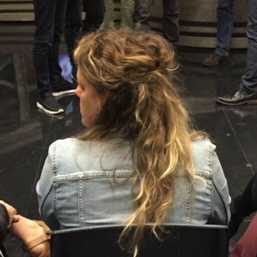 LizzieLouMck14's profile picture. Fact: I don't know how to use this.