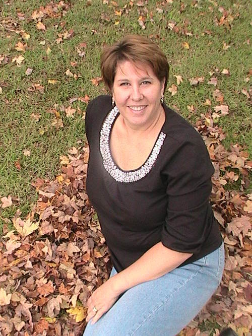 KatyBaynesSmith's profile picture. I am a mother of 5 that loves to shop fashion!