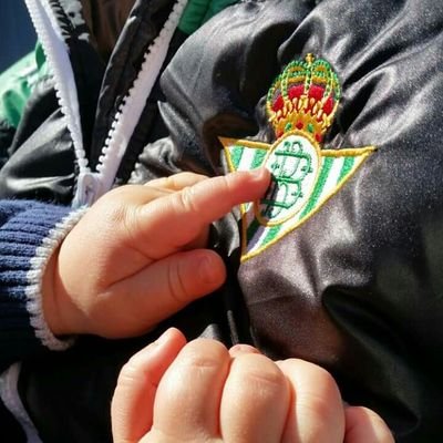 no es más rico quien más tiene si no quien menos necesita! mi vida en verde y blanco. si no compartes mi pasión jamás entenderás mi locura! #RBB