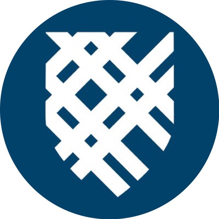 The Macalester College Pipe Band is Minnesota's premier pipe and drum organization with competitive bands in grades 3 and 5.