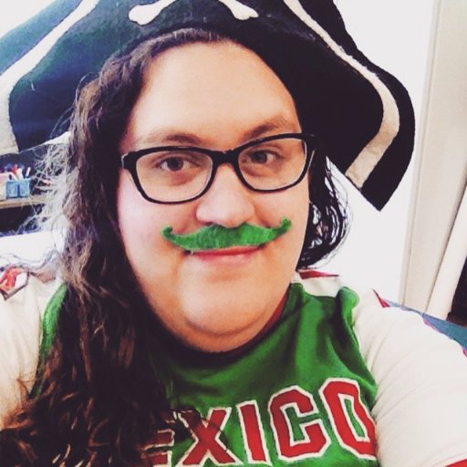 girlunraveled_'s profile picture. I want to travel the world and meet everybody in it.