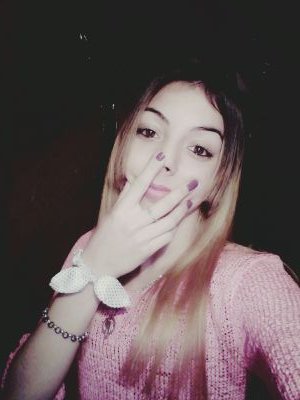 Twitter  nuevo!!💋😘
#Piscis 🐟🐟
17 añitos ❤
Vive en un palacio de risas y lágrimas.🍓
#SoñadoraImpulsiva 
#Intuitiva 
🍓🍓🍓
20-01-16 💋