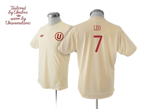 Sus_Tuits's profile picture. Hincha de la (U) hasta los hUesos!