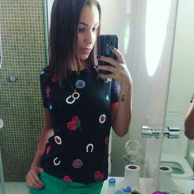 Ninguém morre enquanto permanece vivo dentro de nossos corações !
Everton Ribeiro ✝❤