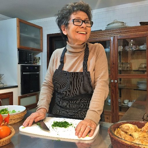 Twitter oficial del blog Mi cocina amateur. Recetas, consejos y anécdotas sobre la buena mesa que Ana D'Onofrio comparte con sus lectores.