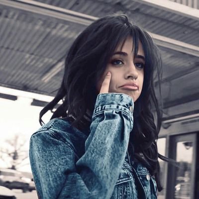 hii this is a free follow from @awkwrdbby ❄ you can follow her and dm her everytime u want --- @awkwrdbby