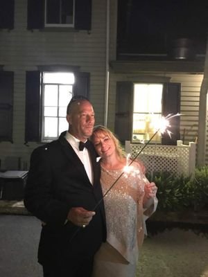 carrie_fromal's profile picture. I Love my family and friends .