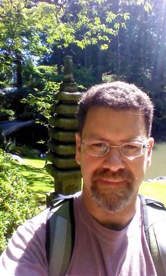 @WHOI molecular toxicologist interested in the genomics of many marine animals. And P450 proteins. Father of boys, #Cubmaster, soccer coach. #busy