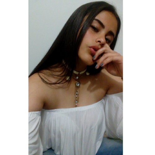 FernandaMndez03's profile picture. Nunca vuelve quien se fue aunque regrese.🌠