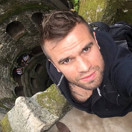 zabawka21's profile picture. Be yourself. Be good, and try to be great — but always be yourself