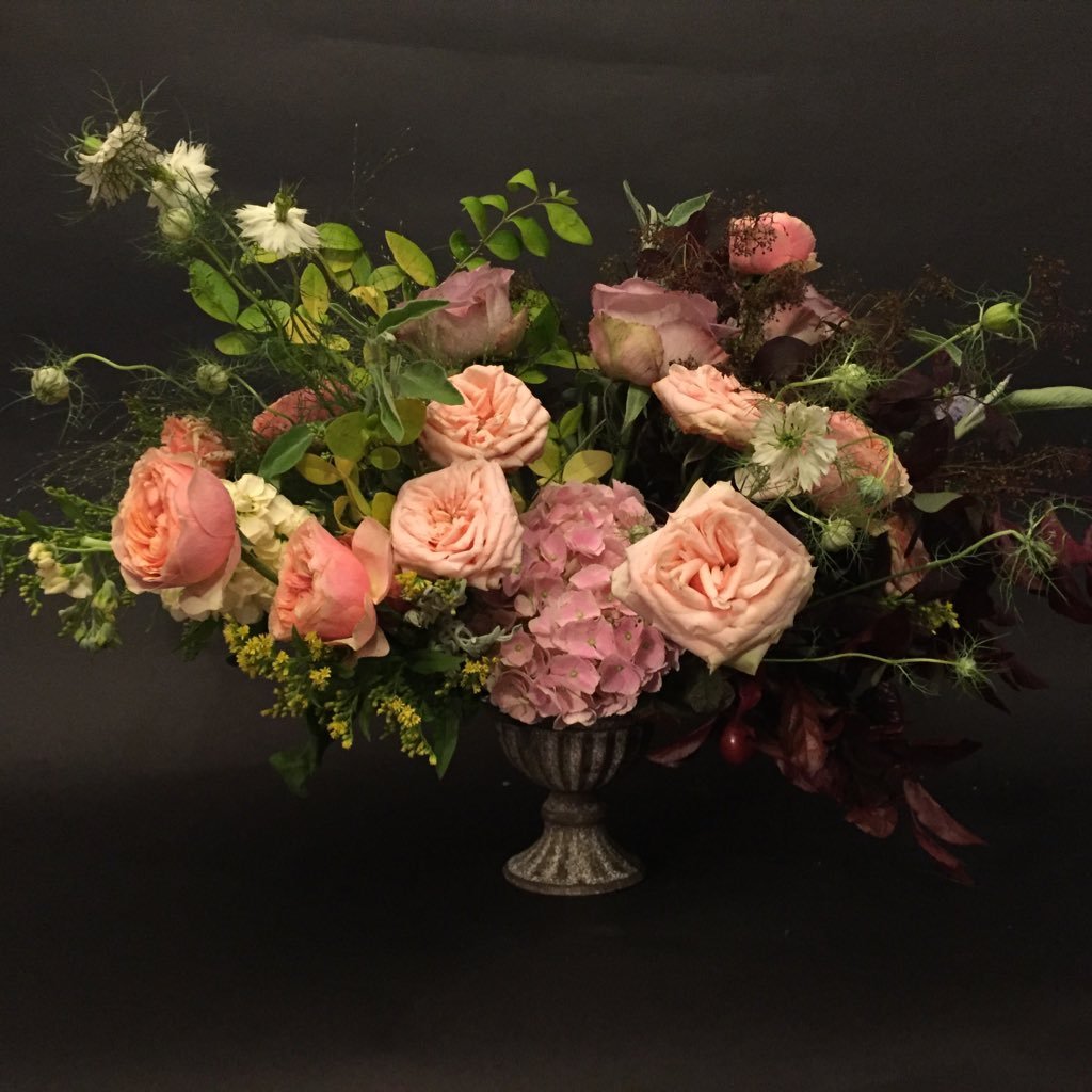 Here at Flowers by Jasmine, Hertfordshire, we work on the art of nature, creating free style,natural & organic floral designs for weddings events and occasions.