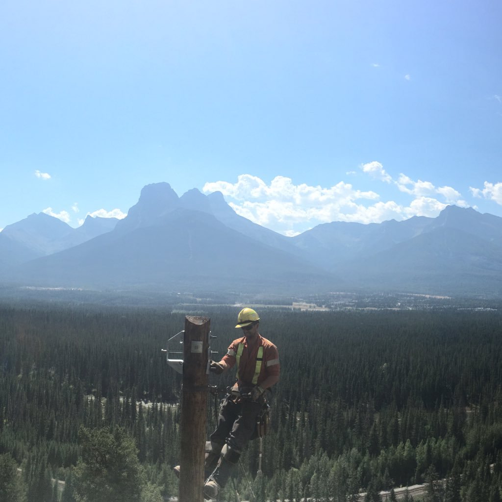 gbabes22's profile picture. Journeyman Lineman, Beer League All-Star, former Junior B grinder... Canucks, Jays, and Pats