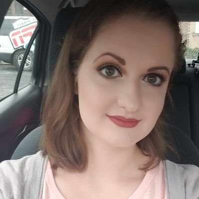 emilystraubdeck's profile picture. Chasing after the woman I want to be & getting really close.