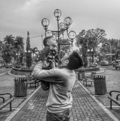 eNurdiansyah_11's profile picture. A dreamer, Creativepreneur, Footballer and The Mechanic, Founder & CEO of Mr.Oz Rujak Buah
CEO of Project.ozid