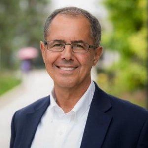 Fernández De Castro Profile