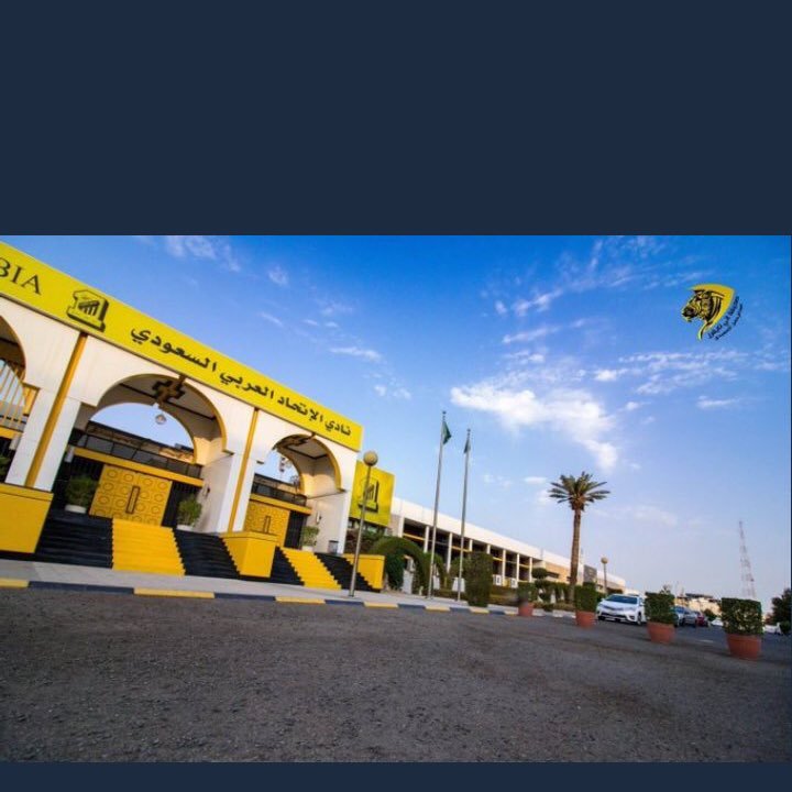 العز يبقى للرجال العزيزين والمرجله صعبه عع غغير اهلها 💪👍✨💛