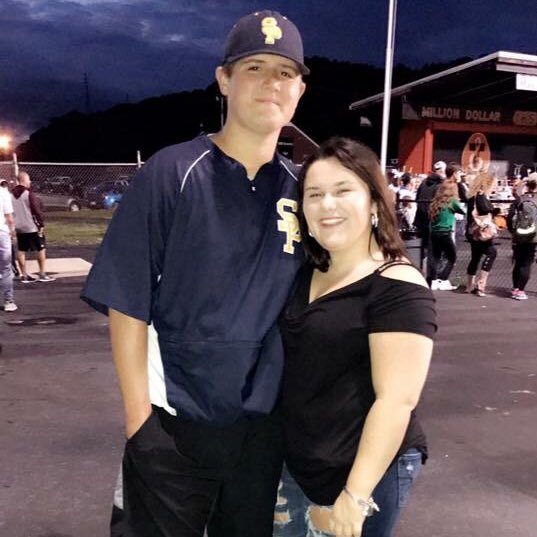 b_walls15's profile picture. Sophomore at South Point High School 🐾 • #12 ⚾️• SPHS Golf 🏌️• Chillicothe Fall Ball ⚾️🍁• Ellie 😍❤️ 7/26/17❤️❤️❤️