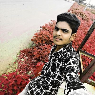 NaikChetu's profile picture. Entertainment