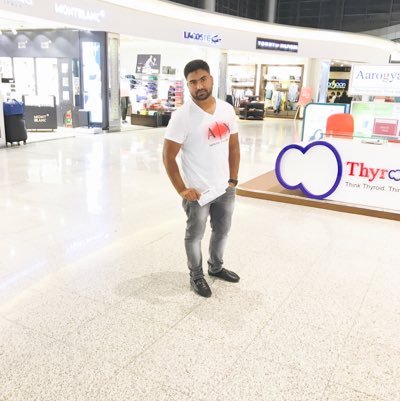 MhadShad's profile picture. 