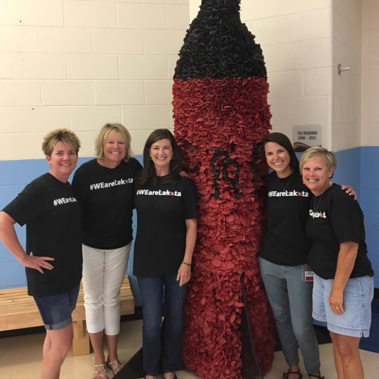 Endeavor Elementary's 2nd Grade Team. Jen Martin, Cheryl Fuertges, Chris Mays, Beth Waldfogel, and Terrie Williamson. GO ROCKETS!