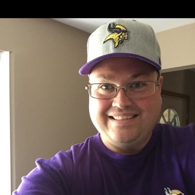 Child of God. Girl dad. Twins,Vikings, Wolves, Wild. Illinois resident, northern Minnesota bound. Union yes. Row the boat!!