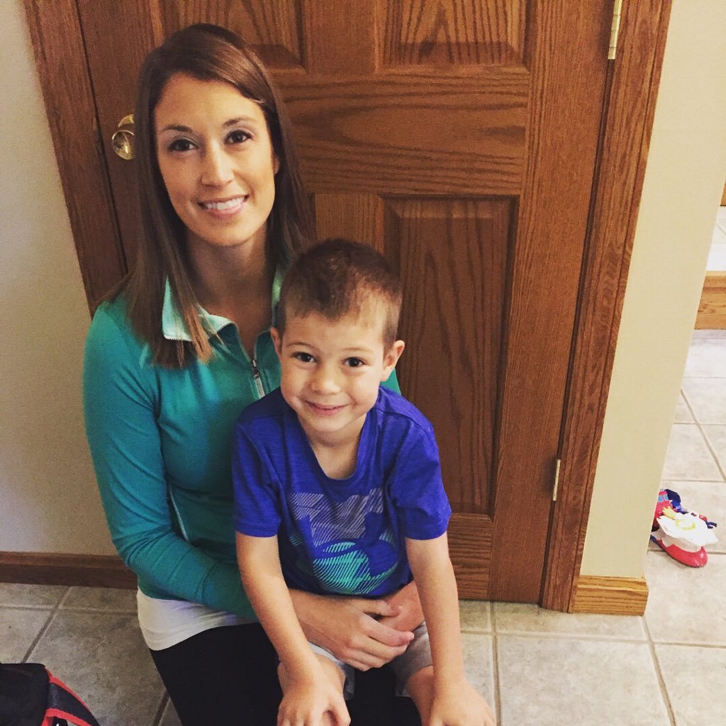 Joelleen's profile picture. 