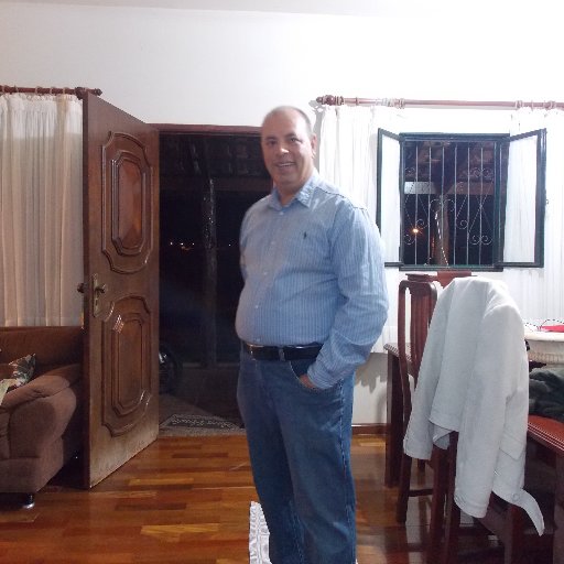 adinhoturco's profile picture. Professor