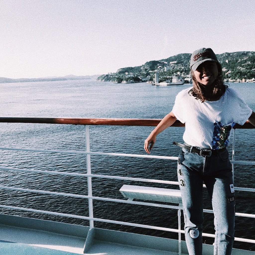 marialopezz6's profile picture. Stay strong