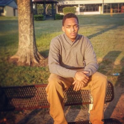 PlayazzSnake's profile picture. 👻Amosc/IG:thatdammn_snake
#God1st🙏 
#Athlete⚾🏈🏀🏃
310✈662 
#LongLiveMoseah👼
 #LongLiveMariyah👼
#LongLiveManMan👼
#LongLiveRat👼
#LongLiveFazo👼