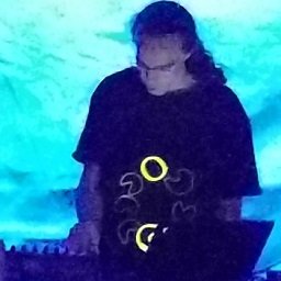 Designer/programmer for Defend the Cake. Previously led the Tech Design team for Heroes of the Storm. I also make DJ sets https://t.co/jen1AYt6f3