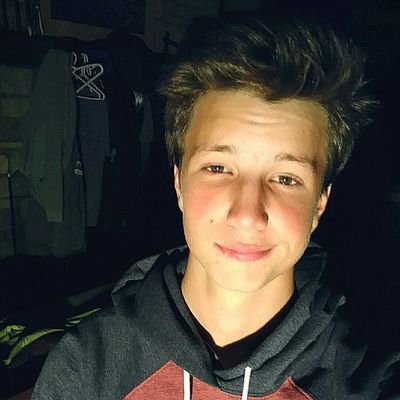 RyanPac86634990's profile picture. take the scenic route 🏞
SC- ryan_pacheco13