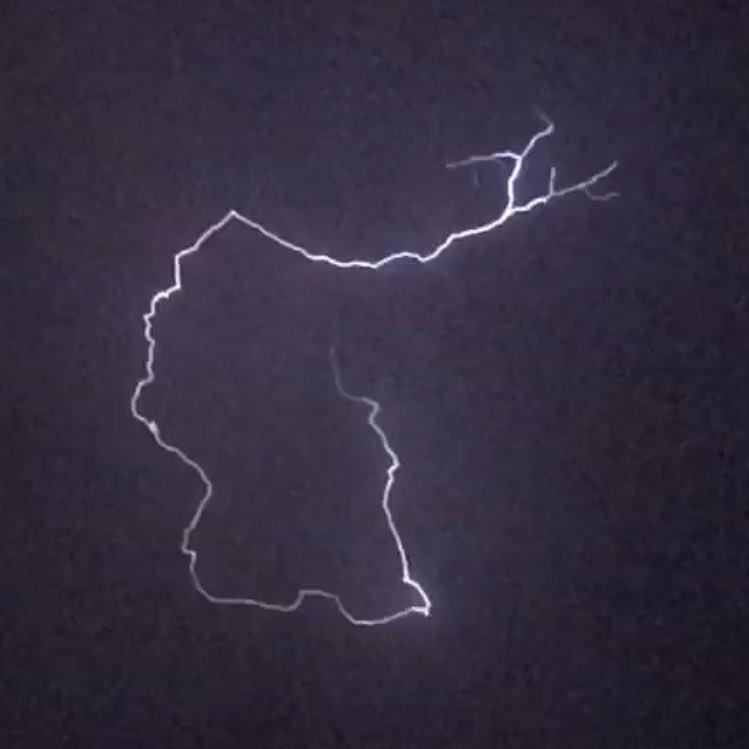 januaryjacobsen's profile picture. Life Cheerleader.