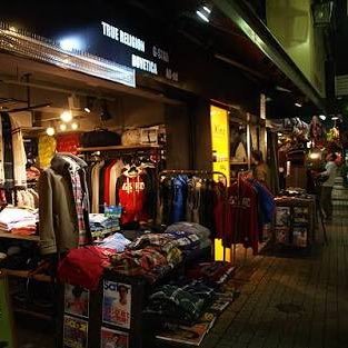 tkktk474's profile picture. 海外セレクトショップ、メンズ、レデイース、キッズ、小物、雑貨、海外オリジナル商品販売、振込み明細の写真送ってもらい⇨発注⇨発送します。海外から発送のため届くのに10日〜1ヶ月かかる場合があります。最後までしっかりした取引させていただきます。メルカリでの取引もしていますただし手数料10%いただきます。宜しくお願い致します