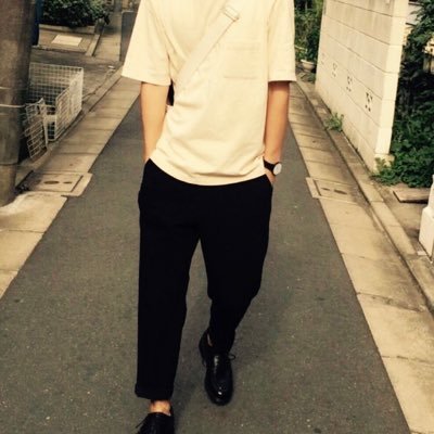 age２１/古着屋巡り👖/アフィリ🖥/ランニング🏃 /初心者の方迷っている方ビジネスを始める後押しします👍 DMお待ちしています❗️