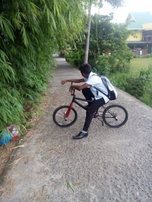 Jeeeeeyms's profile picture. 💔💔💔