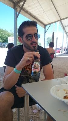 Rugal_Riot's profile picture. Gamer desde que tengo tacto , heavy desde que empecé a oír, y futbolero
 desde que dí mi primera patada. Diavolo♥️🖤 y Villano 🦁.....