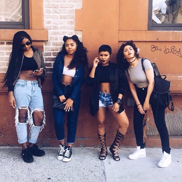 I RT and promote the beauty of black women all over the world 🌎 #BlackGirlMagic ✨
