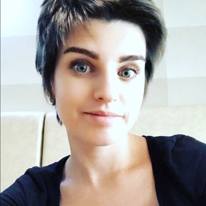 Адвокат тела 🚀 Веду групповые и индивидуальные курсы по питанию 🥗 Нутрициолог 🕺 Живу в Женеве 🇨🇭 Люблю когда красиво 😍