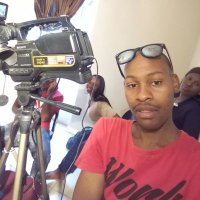 Cnst Sebone (@coutiousl) 's Twitter Profile